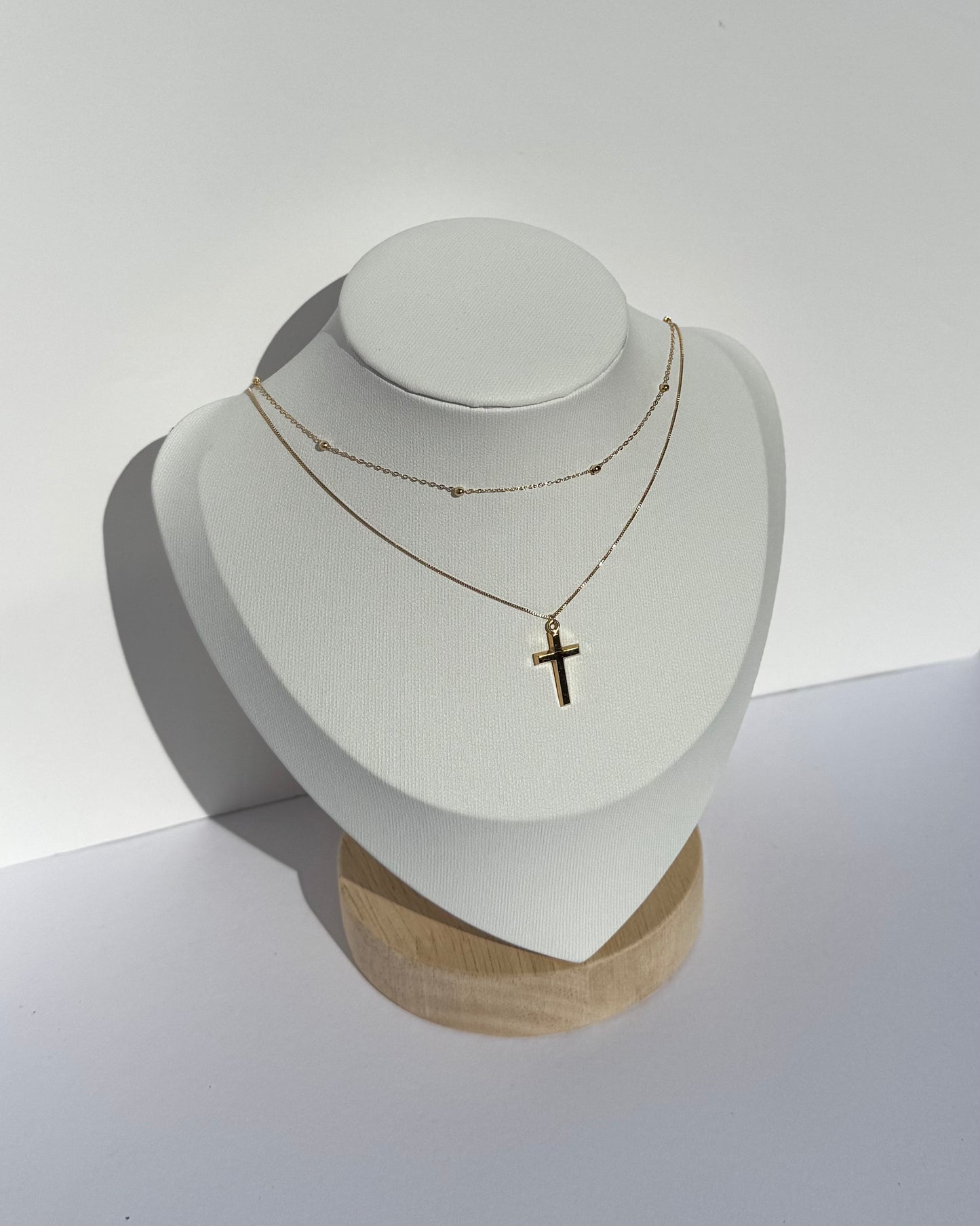 CROSS NECKLACE 18K