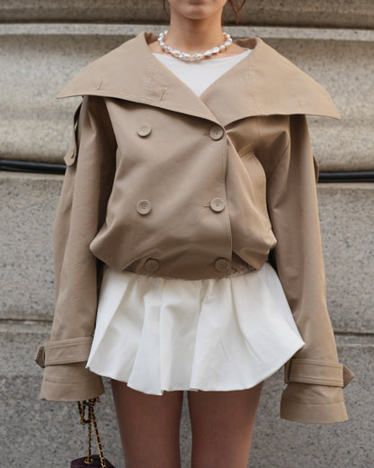 VOLUME SHORT TRENCH COAT