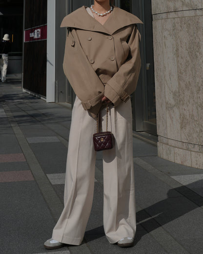 VOLUME SHORT TRENCH COAT