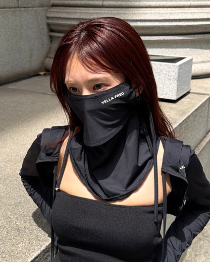 99% SUNBLOCK SHORT HOODIE IN BLACK