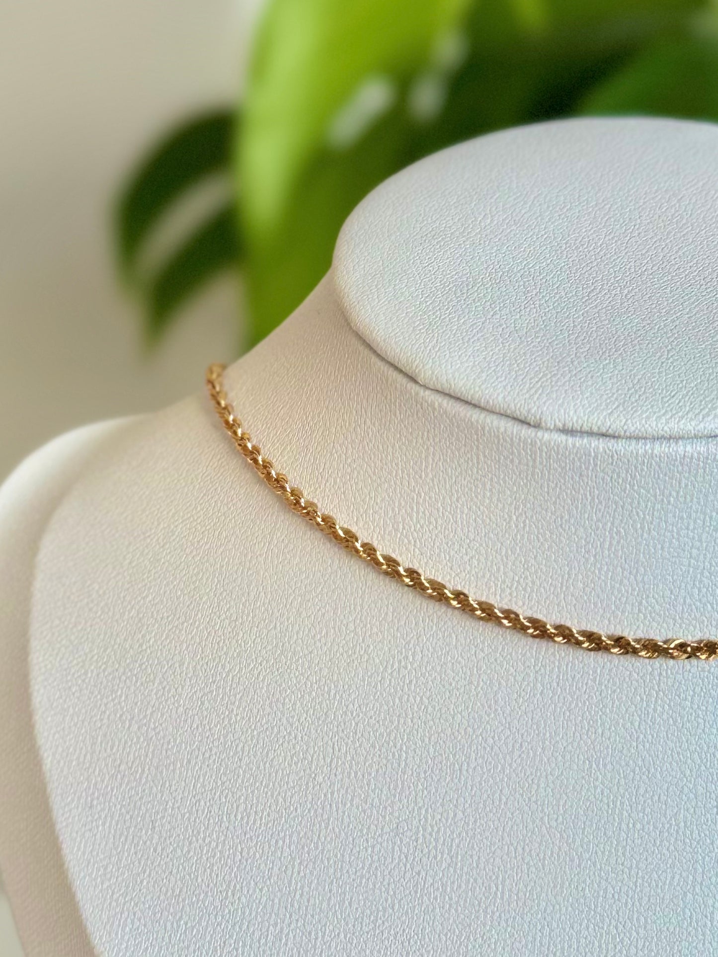 18K TWISTED ROPE CHAIN NECKLACE