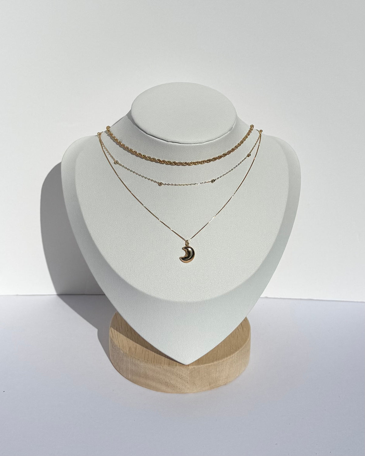 LUNA NECKLACE collection